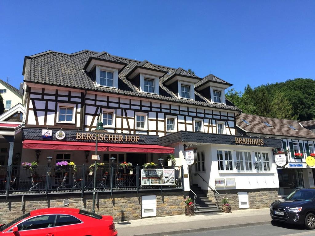 Bergischer Hof Overath Eksteriør billede